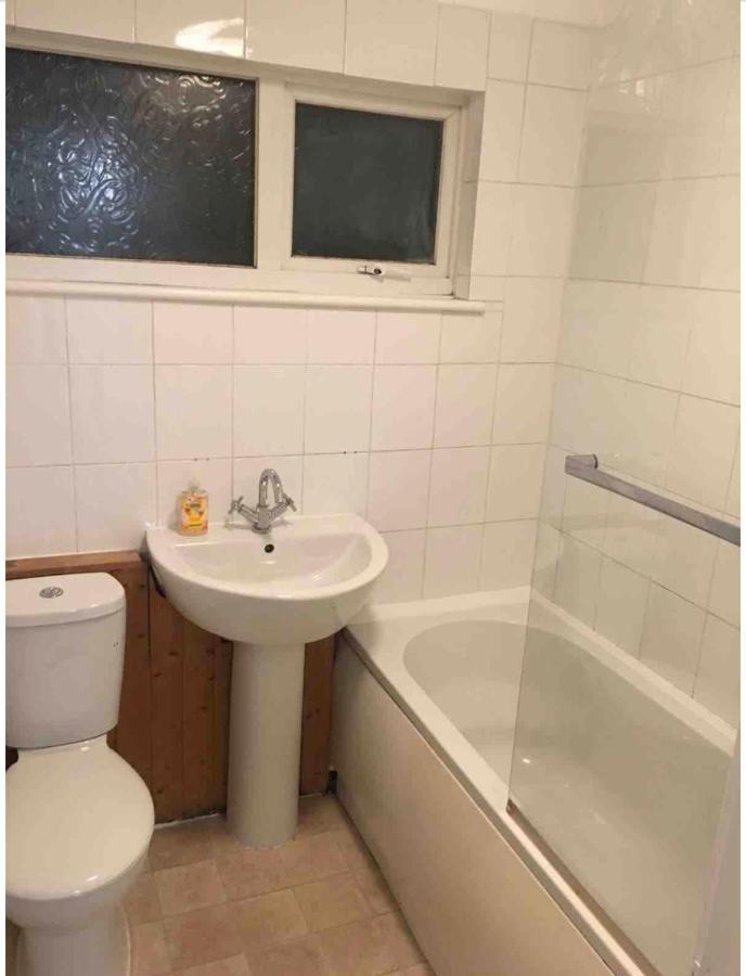 Eastbourne Large Double Room With Wifi & Kitchen Polegate Eksteriør billede
